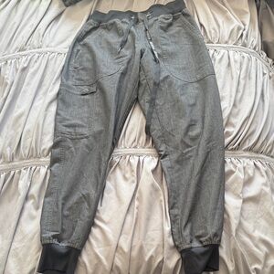 Women’s med couture XS PETITE Gray Jogger scrub Pants